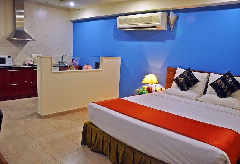 هتل Crystal Suites