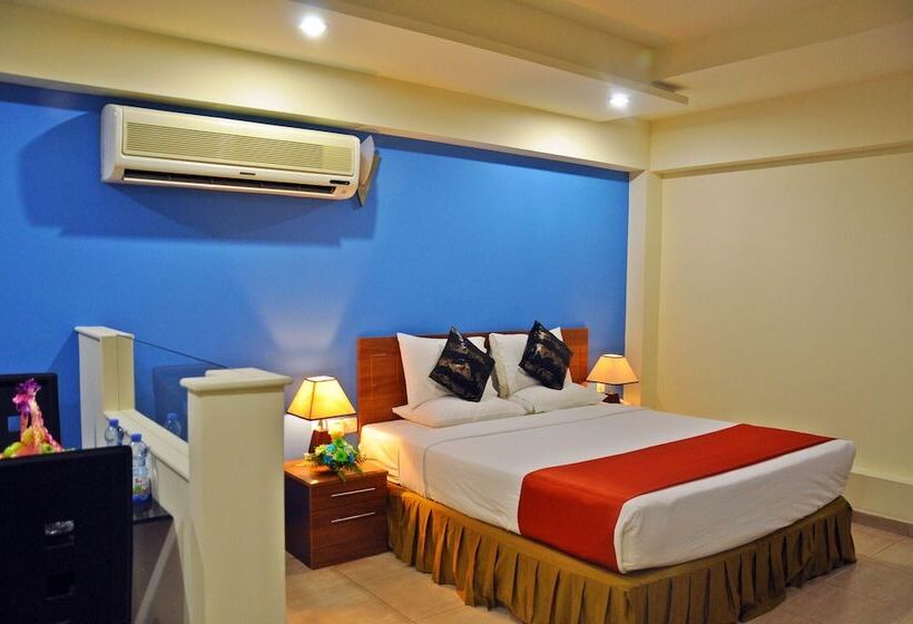 هتل Crystal Suites