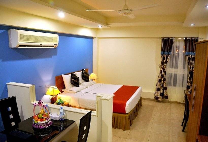 هتل Crystal Suites