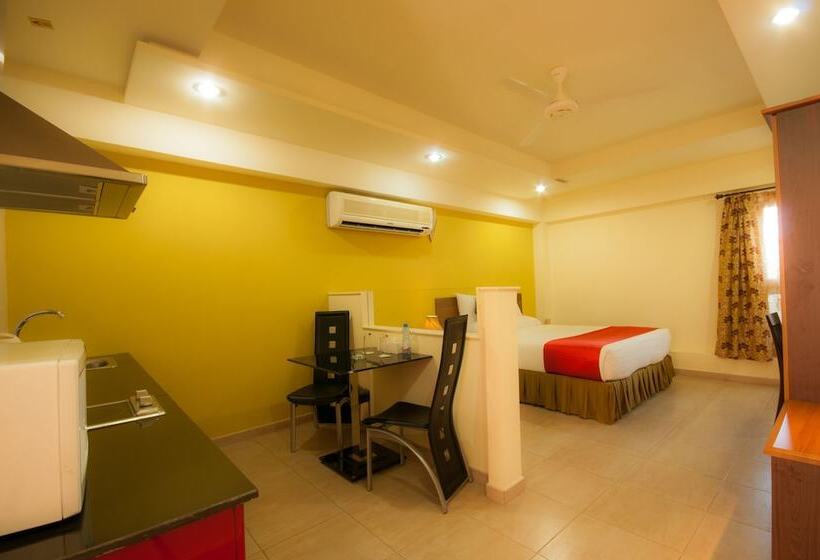 هتل Crystal Suites