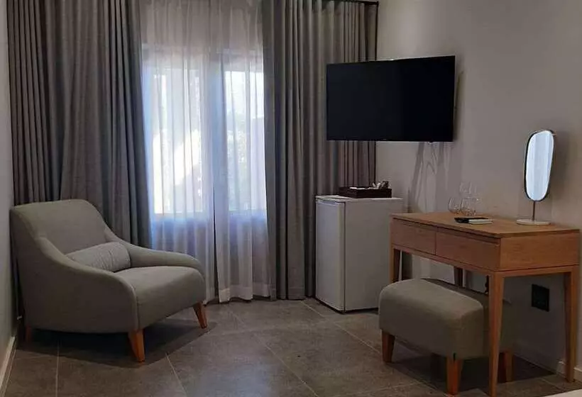 בית מלון כפרי De Zalze Lodge