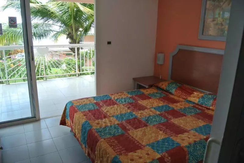 هتل Diamant Beach