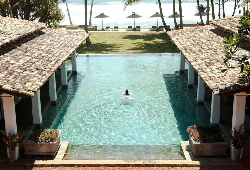 Отель Era Beach