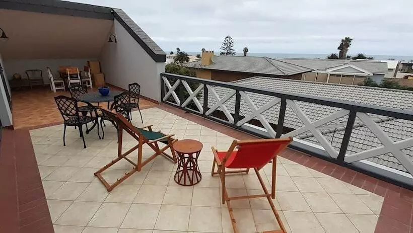 هتل Guesthouse Indongo