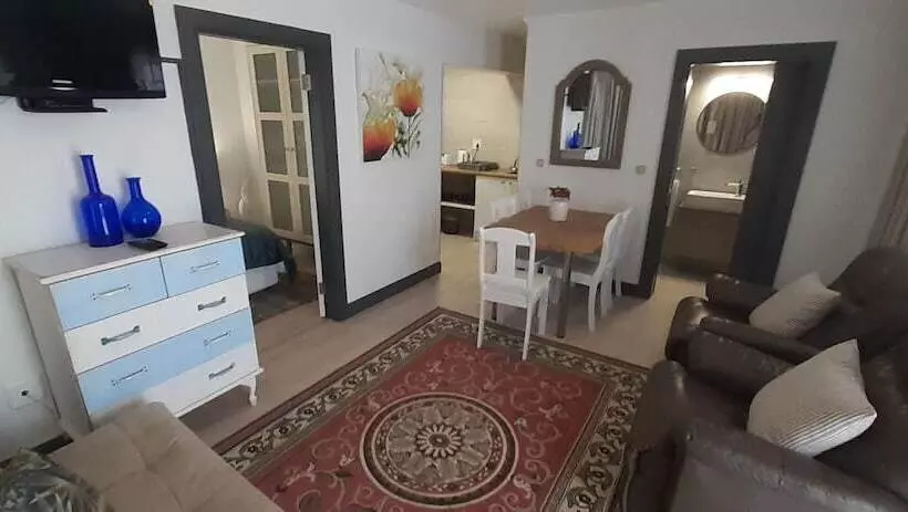 هتل Guesthouse Indongo