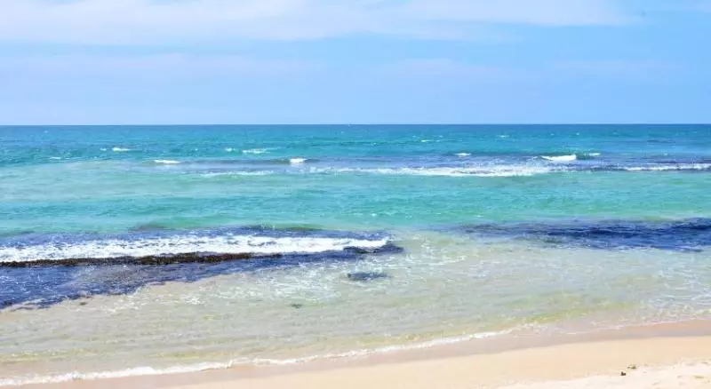 هتل Hikkaduwa Beach