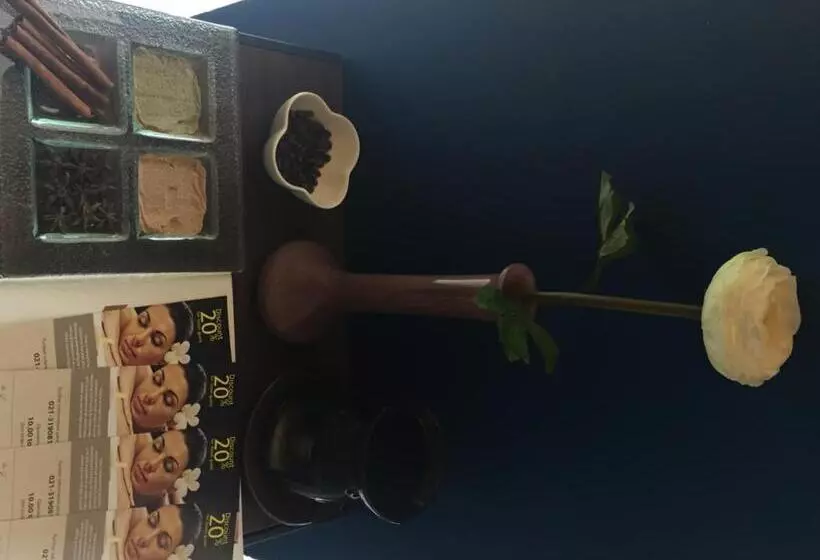 בית מלון כפרי Ibis Budget Jakarta Cikini