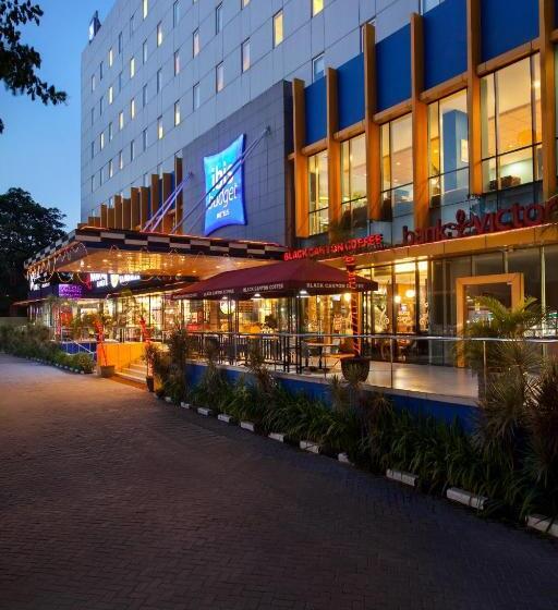 בית מלון כפרי Ibis Budget Jakarta Cikini