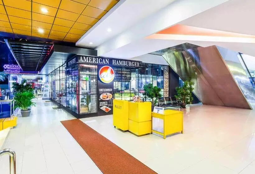 בית מלון כפרי Ibis Budget Jakarta Cikini