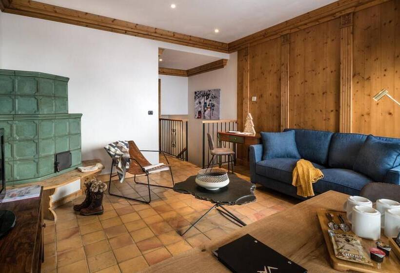 هتل Les Suites Du Montana By Les Etincelles