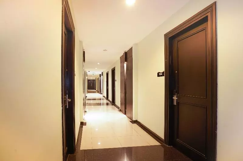 Отель Prime Royal