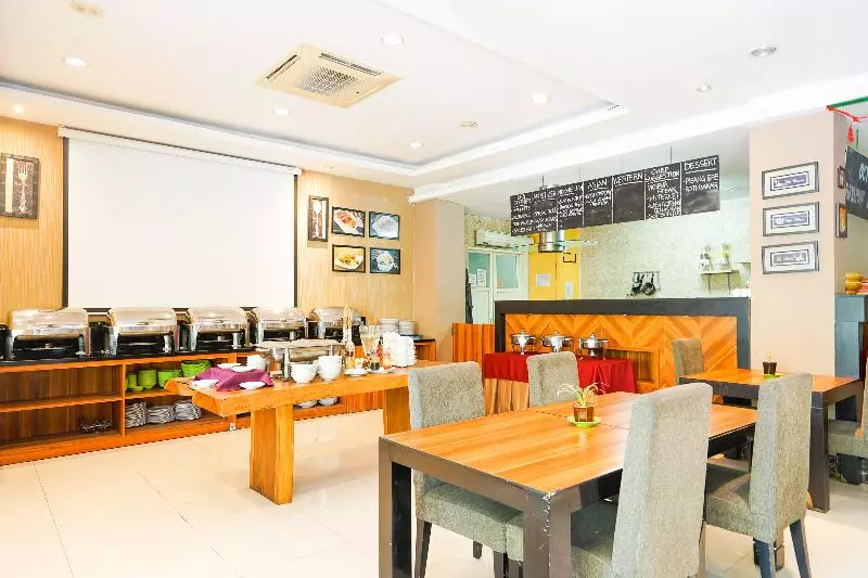 Отель Prime Royal