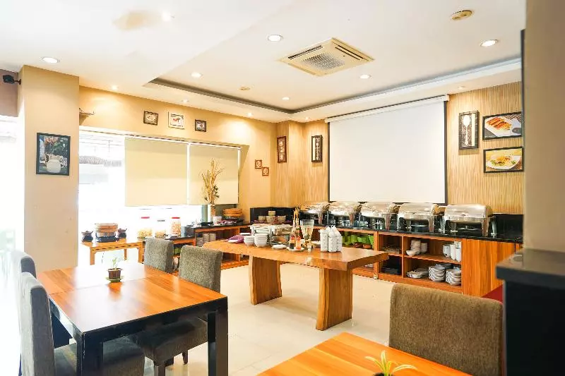 Отель Prime Royal