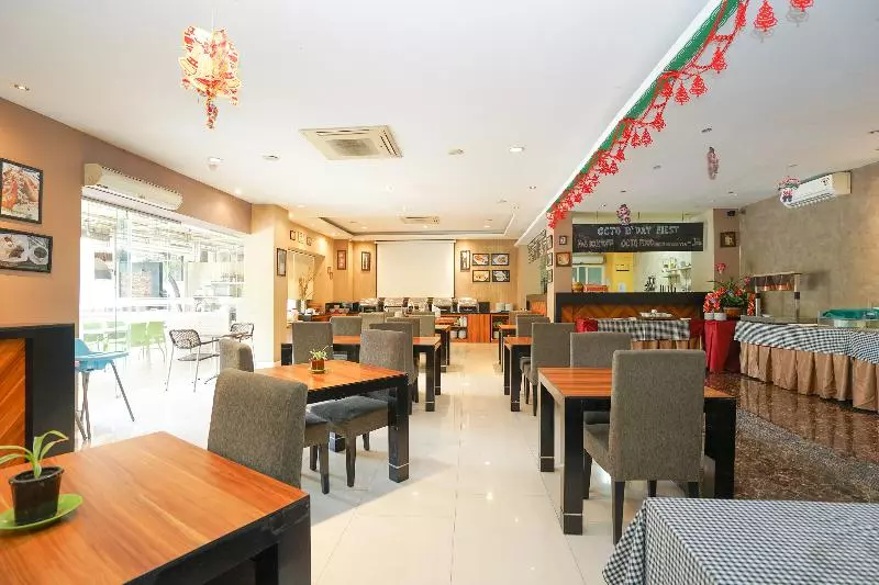 Отель Prime Royal