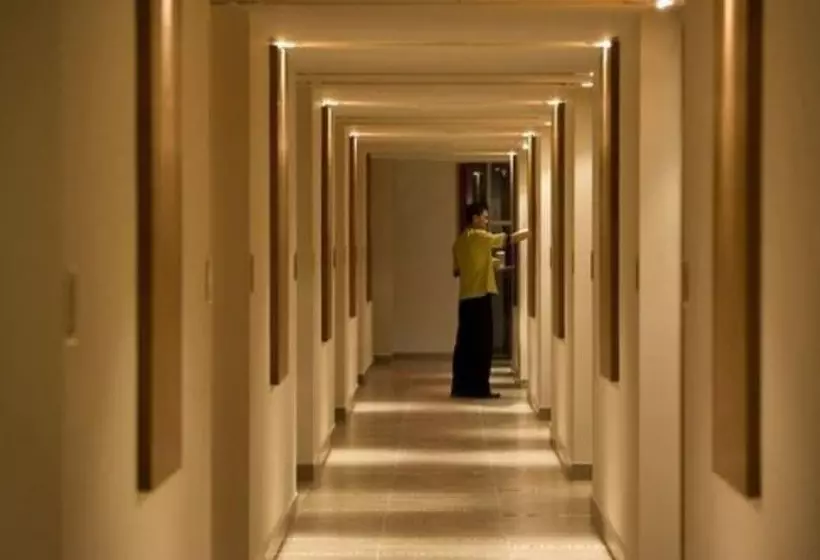 هتل Santika Bsd City Serpong