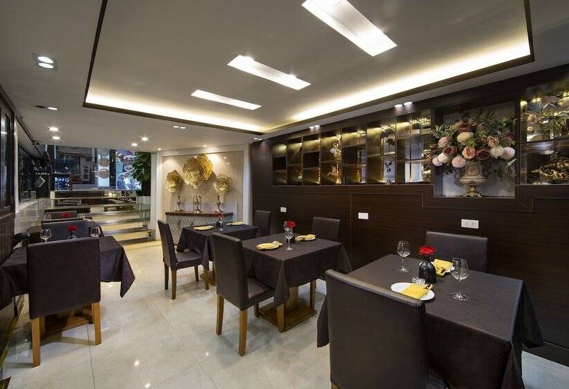 Splendid Star Grand Hotel And Spa