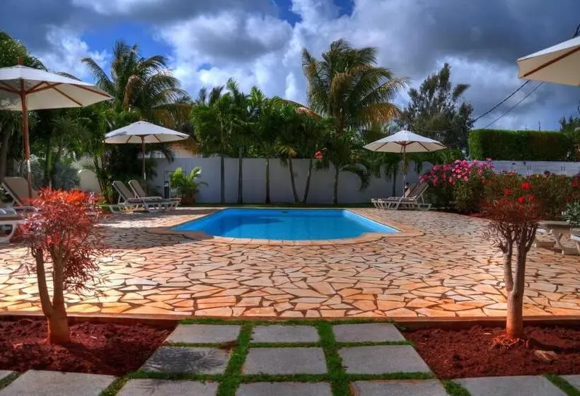 La Pointe Villas