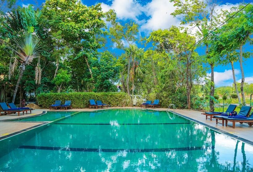 Pelwehera Village Resort