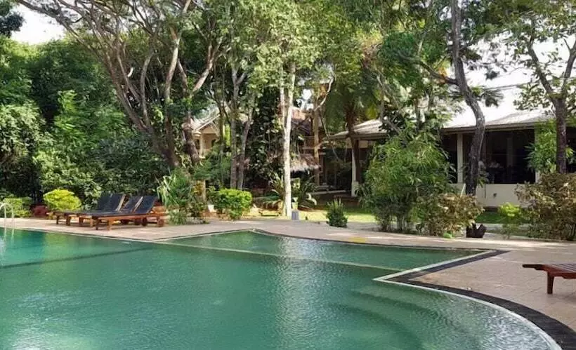 Pelwehera Village Resort