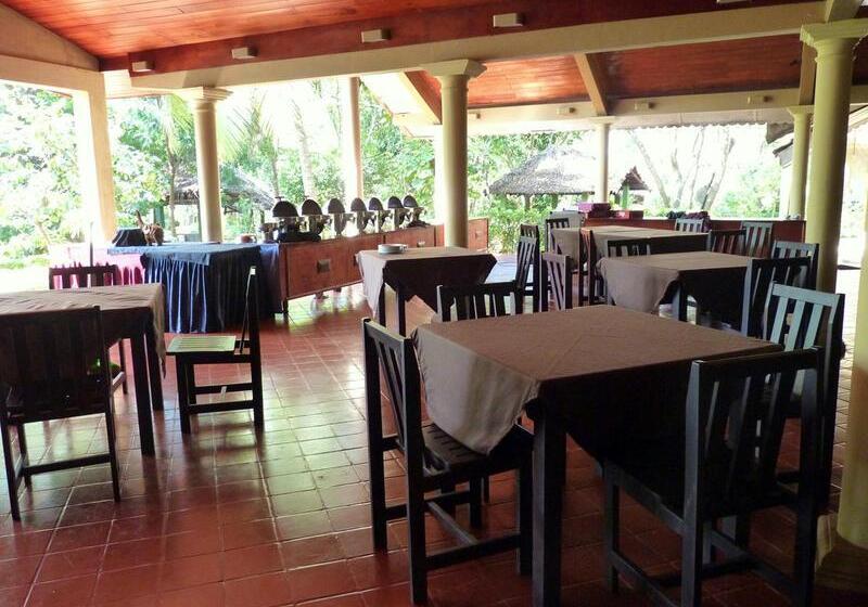 Pelwehera Village Resort