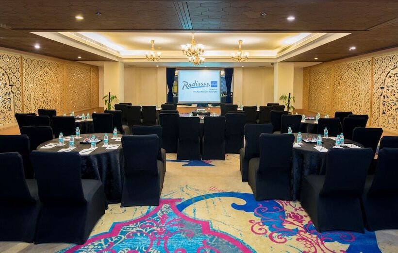 Radisson Blu Udaipur Palace Resort & Spa