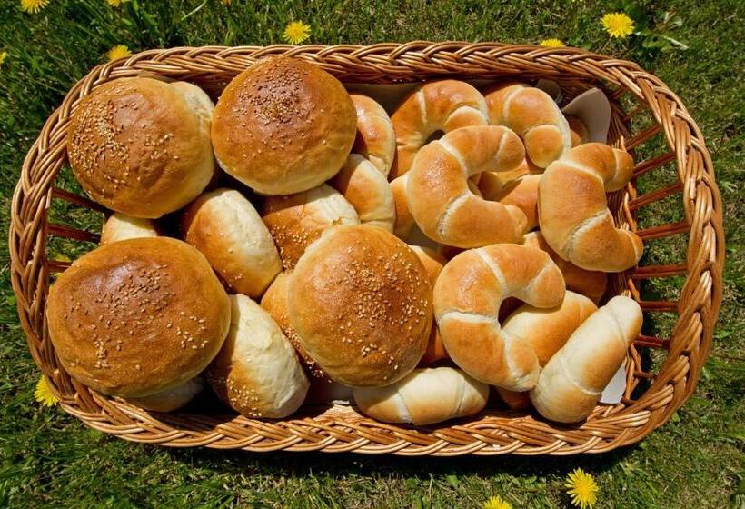 مبيت وإفطار Bibic Nature Lodge