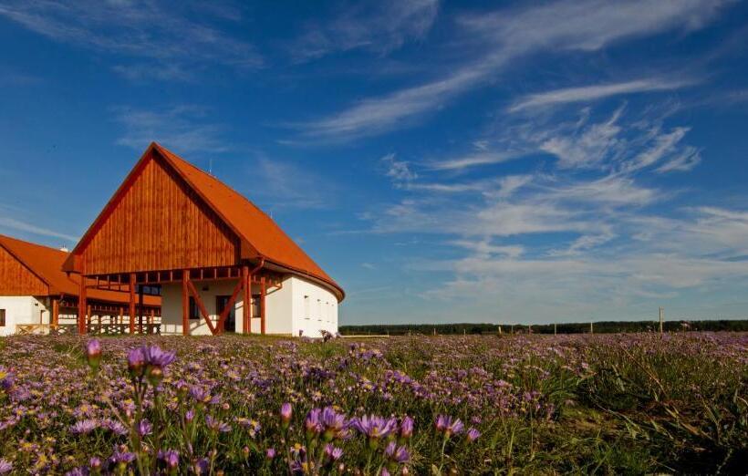 مبيت وإفطار Bibic Nature Lodge