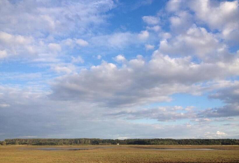 مبيت وإفطار Bibic Nature Lodge