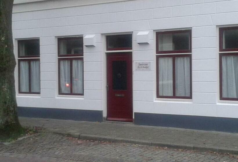 مبيت وإفطار Searose B@b