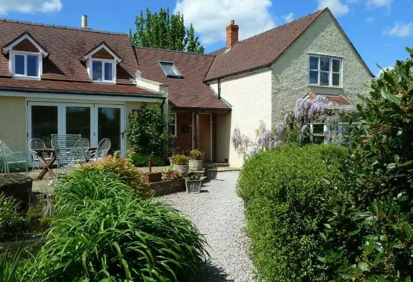ベッドアンドブレックファースト The Lodge, At Orchard Cottage
