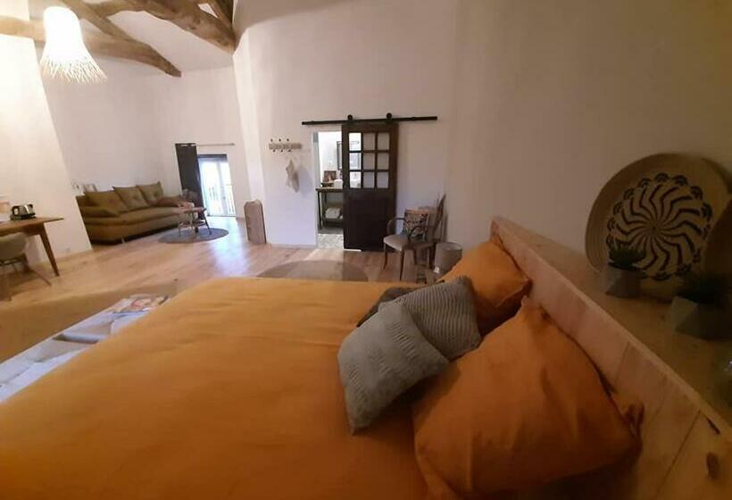 La Grange De La Batone Bed And Breakfast