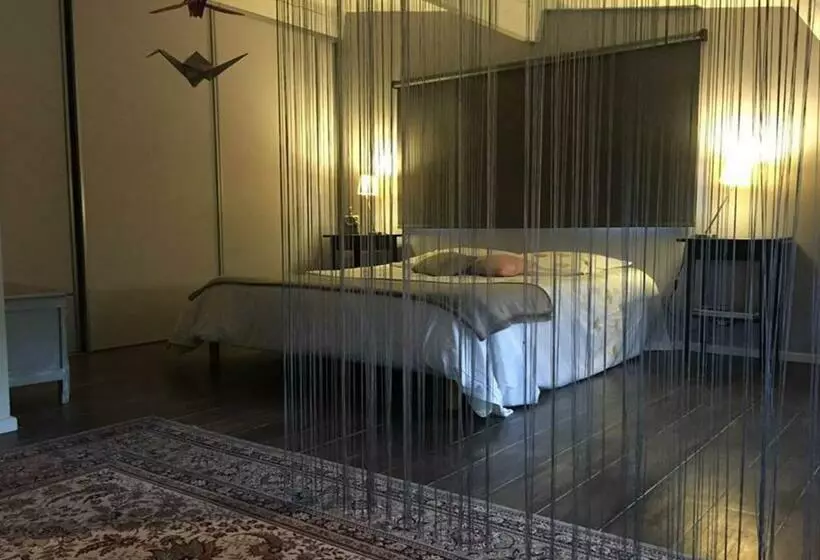 La Grange De La Batone   Bed And Breakfast