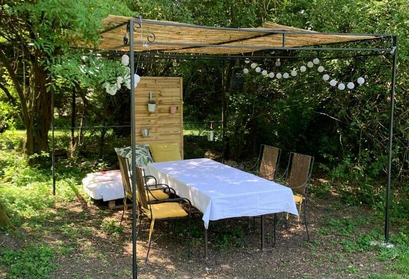 La Grange De La Batone Bed And Breakfast