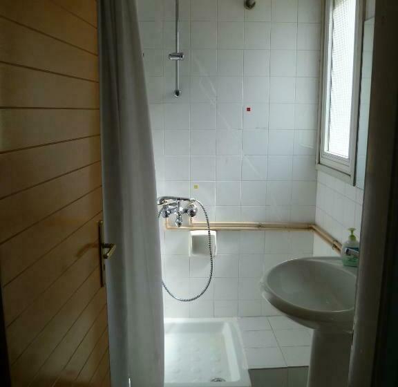 پانسیون Datacom Guest House