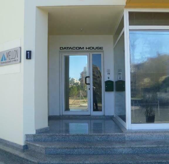 پانسیون Datacom Guest House