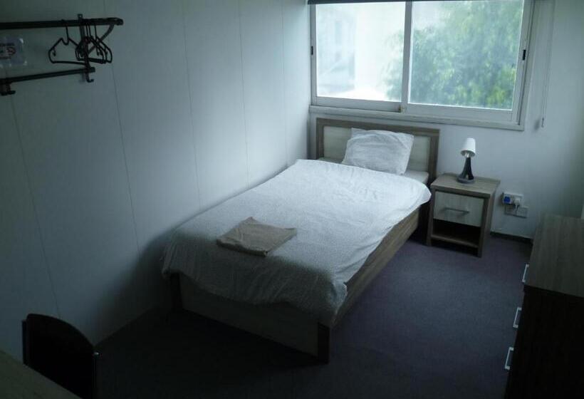 پانسیون Datacom Guest House