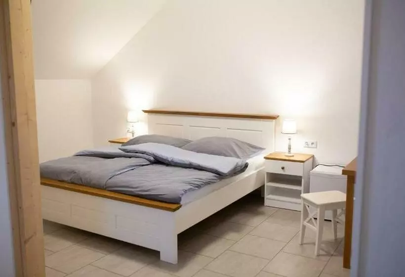 Majatalo Penzion Blatnice