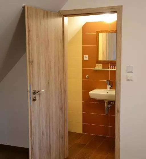 Majatalo Penzion Blatnice