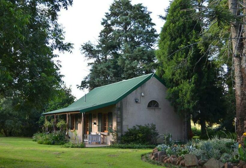 بنسيون The Goodland Cottages