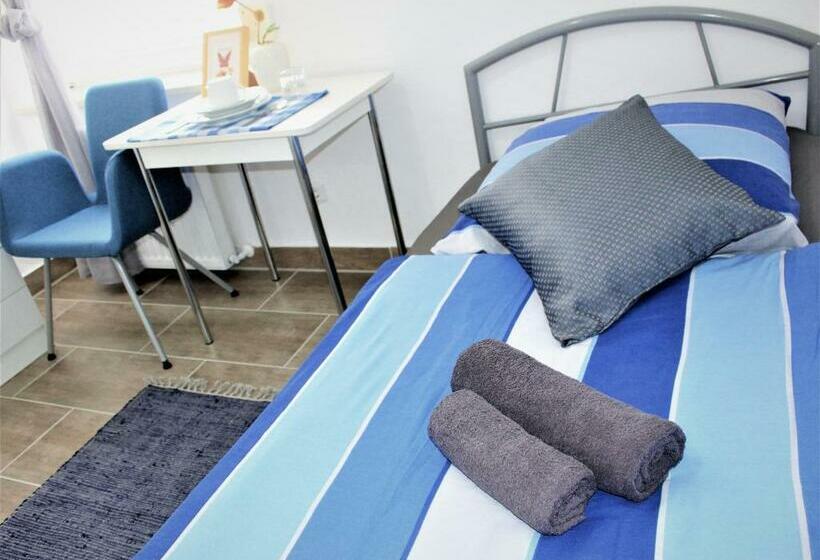 פנסיון Zv Scholtz Gästehaus Neuötting Simbacher Straße 7