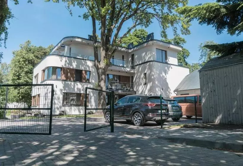 Tamara Suites & Apartments