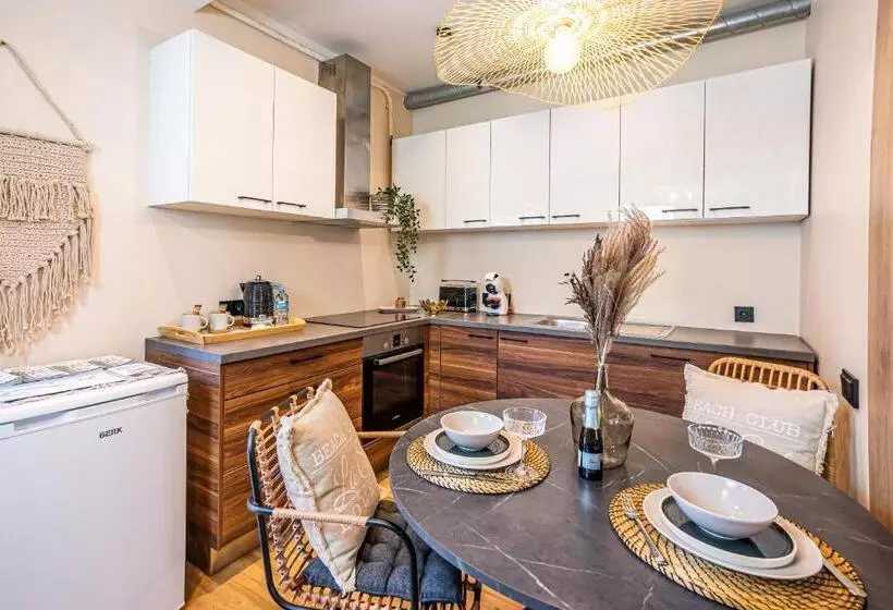 Tamara Suites & Apartments