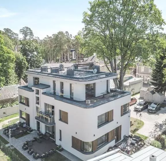 Tamara Suites & Apartments