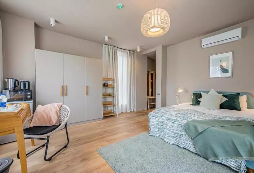 Tamara Suites & Apartments