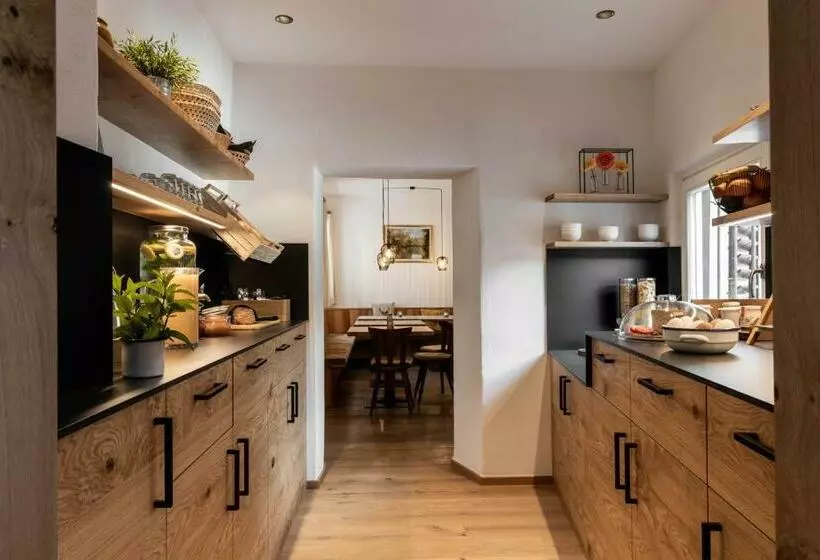 هاستل Garni Hotel Tauber