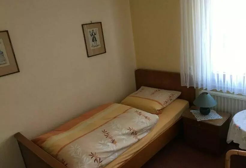 Retkeilymaja Landgasthaus Hoffmeister