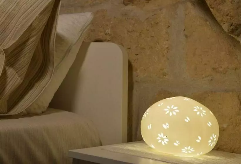 تختخواب و صبحانه Dormirètrani