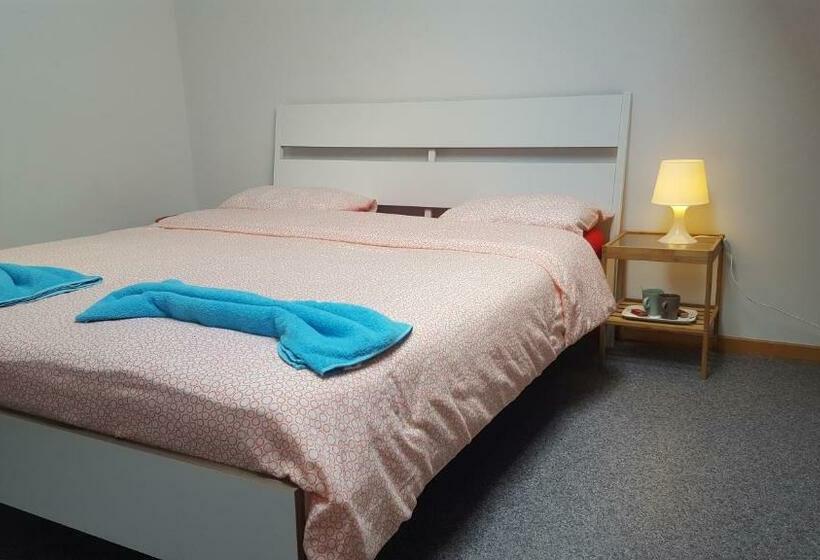 تختخواب و صبحانه Du Moulin Room