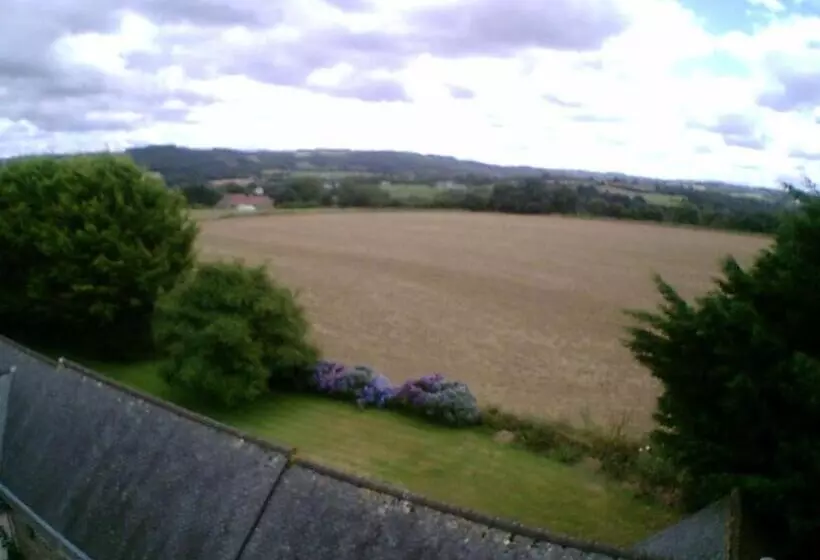 Aamiaismajoitus (B&B) Chez Herveline Le Fer