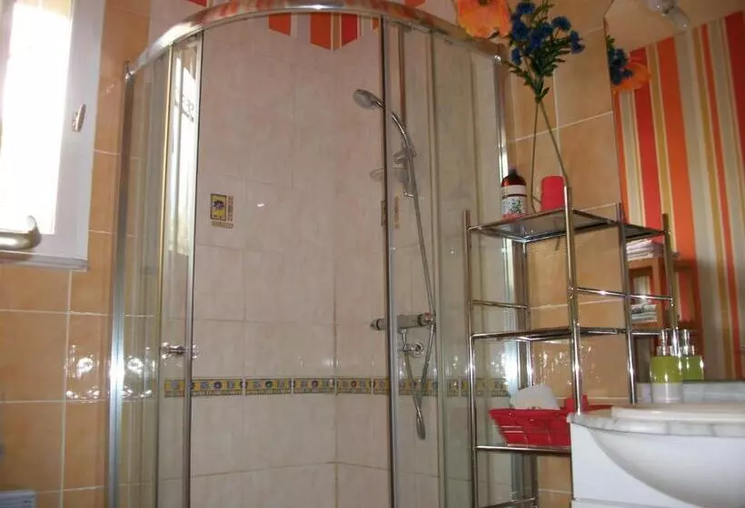 Aamiaismajoitus (B&B) Les Chardons Bleus